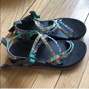Geometric Chacos